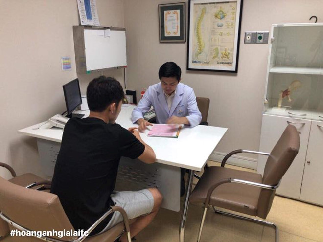 Xuân Trường hoàn tất bài kiểm tra y tế trước khi ký hợp đồng với Buriram United.