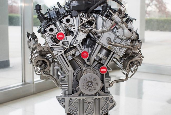 Động cơ V6 của Ford.