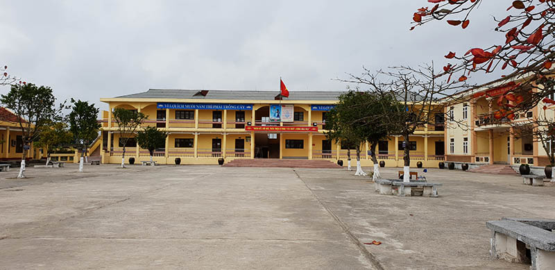 Trường THCS Vạn Ninh TP Móng Cái.