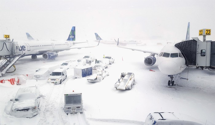 Rất nhiều chuyến bay bị hủy bỏ tại các sân bay trên khắp nước Mỹ. Ảnh minh họa: Getty/TTXVN