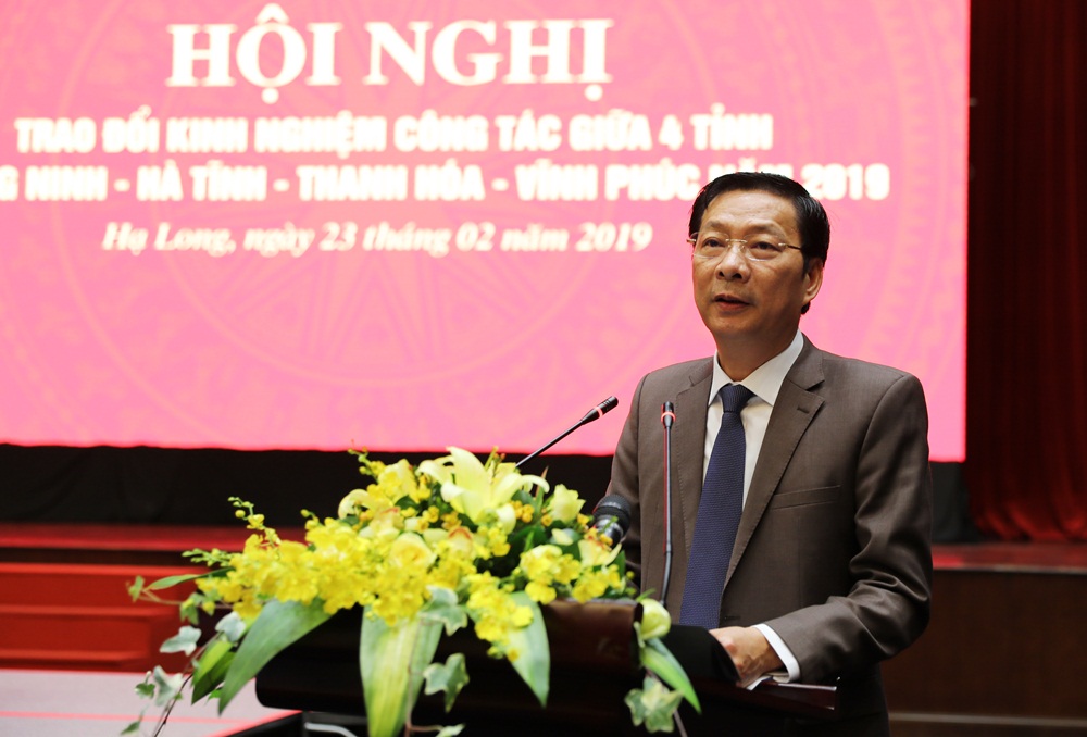 Bí thư Tỉnh ủy Nguyễn Văn Đọc phát biểu khai mạc hội nghị.
