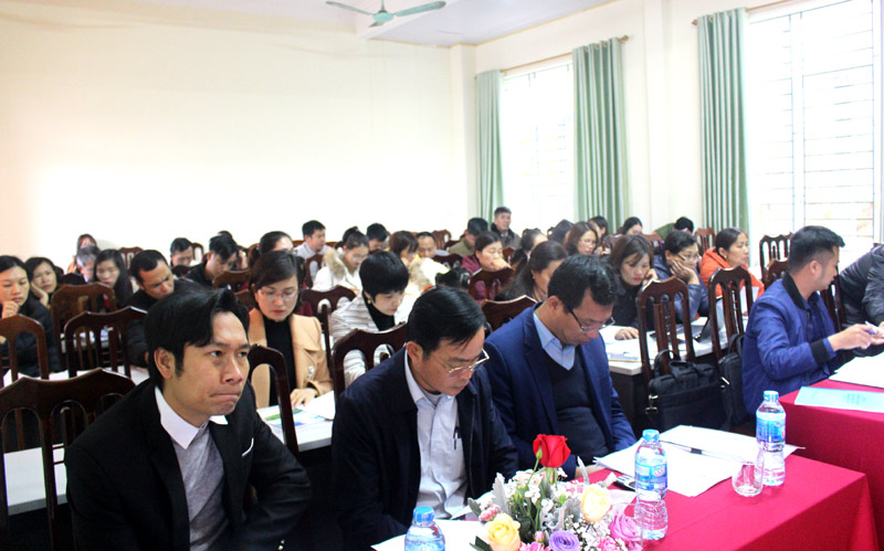 Các đại biểu tham dự hội nghị tập huấn.