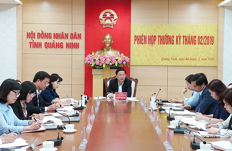 Đồng chí Nguyễn Văn Đọc, Bí thư Tỉnh ủy, Chủ tịch HĐND tỉnh, phát biểu kết luận hội nghị.
