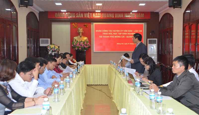 Đoàn công tác huyệện Văn Bàn, Lào Cai học tập  kinh nghiệm về công tác xây  dựng đảng, hệ thống chính trị tại TP Móng Cái