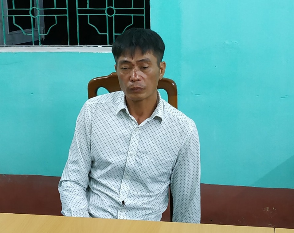 Lam Văn Đồng ra đầu thú tại cơ quan công an