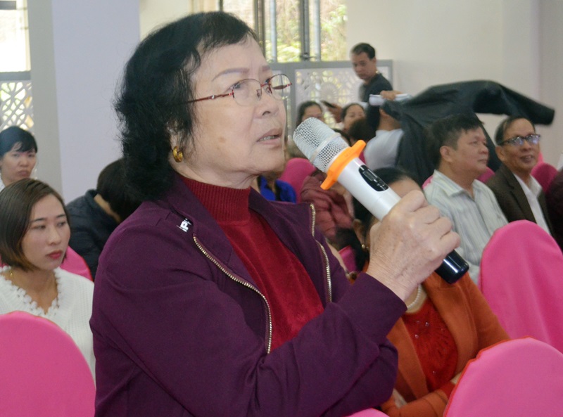 Bà Lê Thị Ngọc, Khu 8, Thị trấn Cái Rồng (Vân Đồn) hỏi chính sách hưởng BHYT