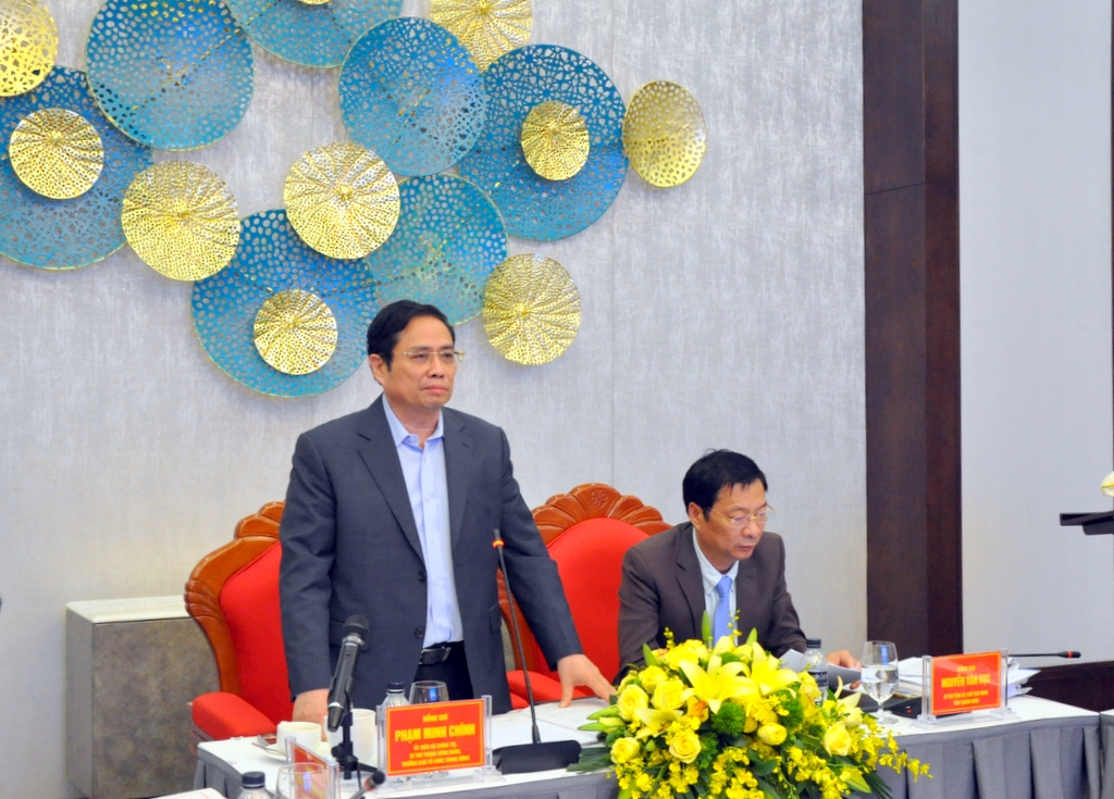 Đoàn công tác Tiểu Ban Văn kiện Đại hội XIII của Đảng làm việc với Ban Thường vụ Tỉnh ủy Quảng Ninh