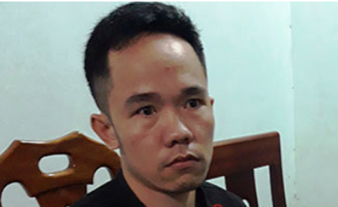  Lô Văn Tuấn bị bắt giữ tại cơ quan công an.