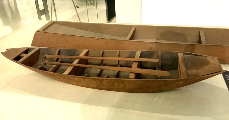 Mô hình thuyền Lẵng, một loại thuyển nhỏ phổ biến của ngư dân Quảng Yên dùng để chuyên chở trên lạch hay nơi ruộng sâu