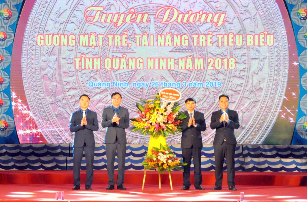 Thay mặt lãnh đạo tỉnh, Nguyễn Xuân Ký, Phó Bí thư Thường trực Tỉnh ủy