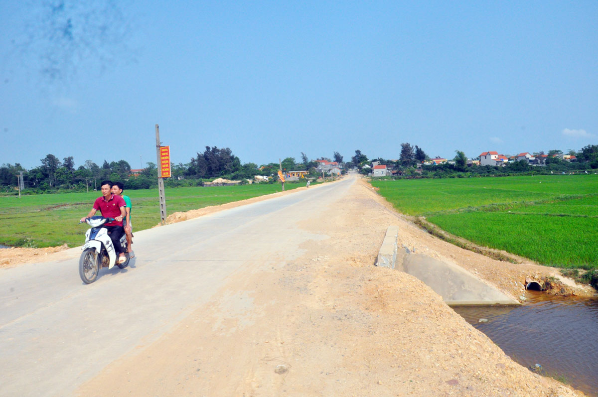 Đường xuyên đảo Vĩnh Thực-Vĩnh Trung.