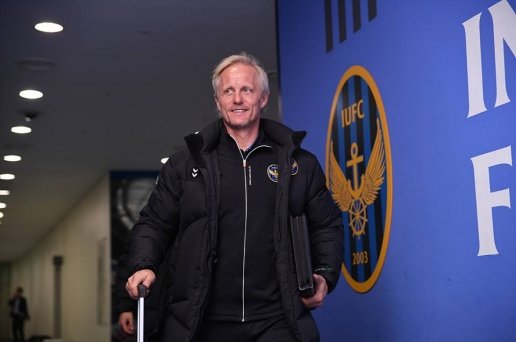  HLV Andersen từ chức huấn luyện viên trưởng Incheon United.