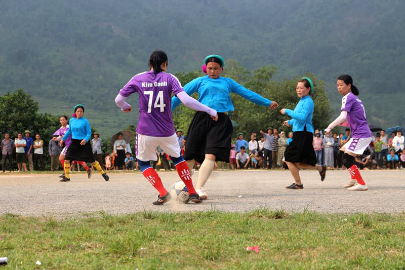 Đặc sắc nhất là giải bóng đá nữ giữa các thôn, bản trong xã Húc Động.