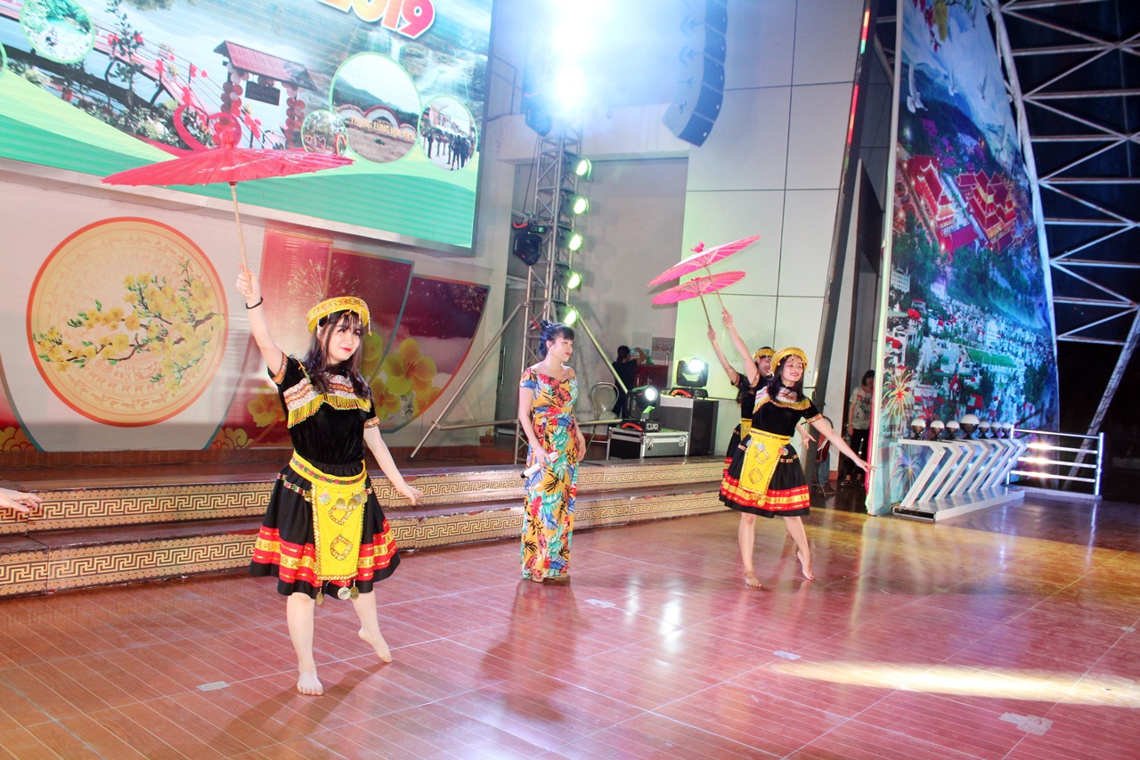 Uông Bí tổ chức chương trình chào đón mùa du lịch hè