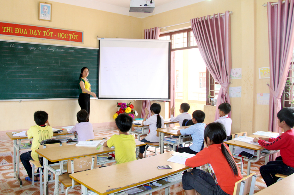 Giờ học Toán lớp 5A1 Trường TH&THCS Đồng Sơn