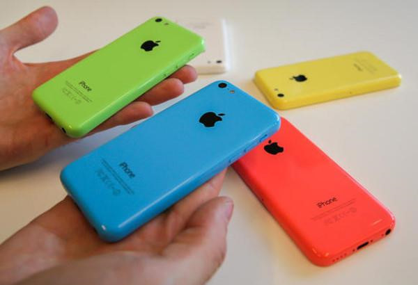  iPhone 5C hàng qua sử dụng hiện có giá khoảng 1,4 triệu đồng cho bản 16 GB bộ nhớ trong.
