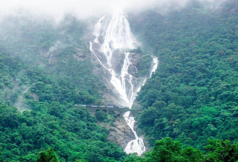  12. Thác Dudhsagar, Ấn Độ: Tên gọi ngọn thác này có nghĩa là 