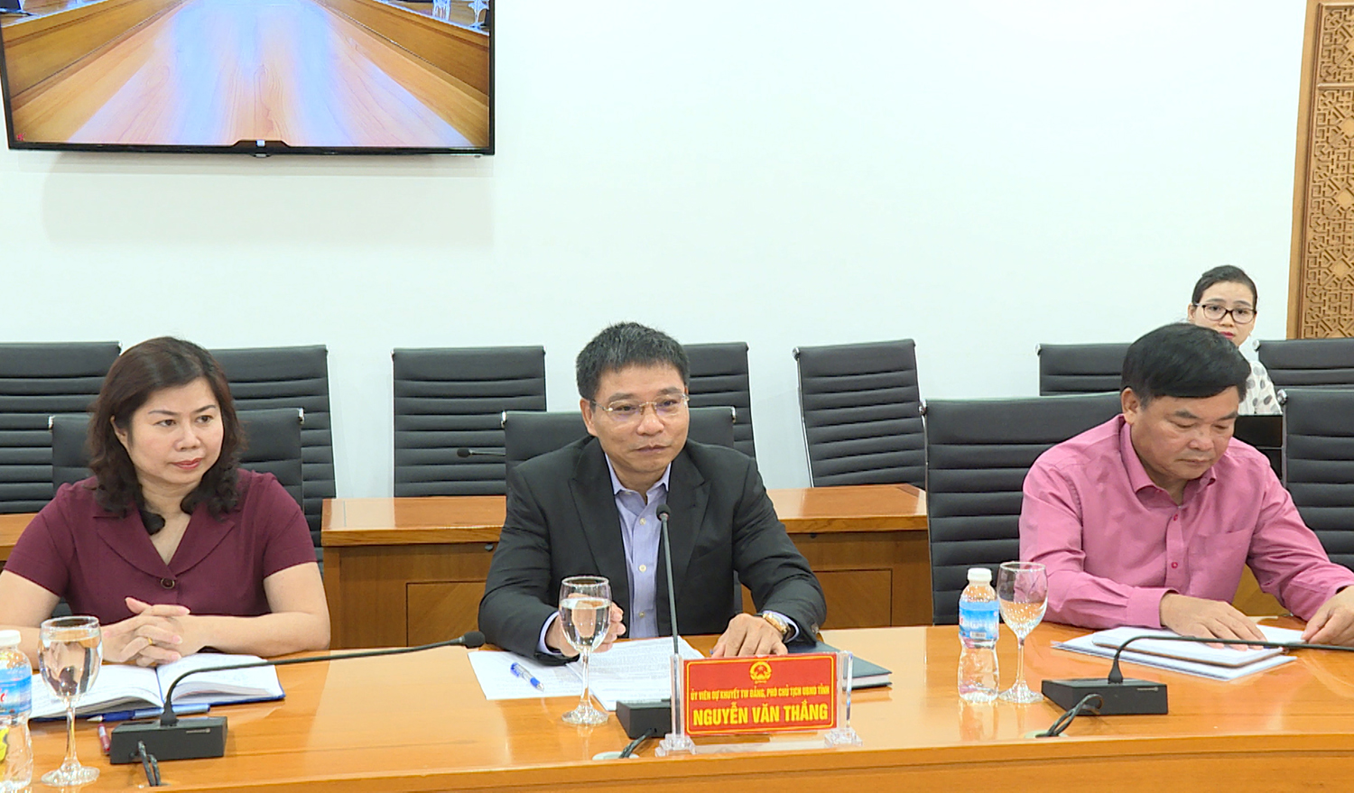 Đồng chí Ngyễn Văn Thắng, Phó Chủ tịch UBND tỉnh phát biểu tại buổi làm việc