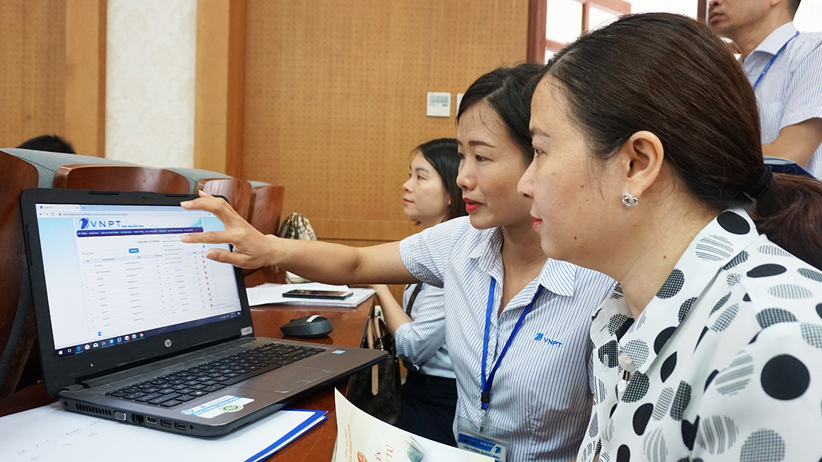 nhà cung cấp VNPT Quảng Ninh hướng dẫn trực tiếp quy trình đăng ký, đăng nhập sử dụng HĐĐT.