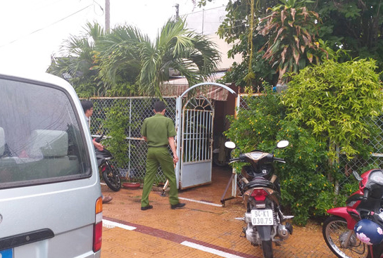  Cơ quan cảnh sát điều tra khám xét nhà riêng của ông Bùi Quang Ánh