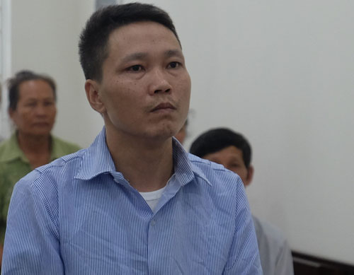 Phùng Đức Thanh tại phiên tòa ngày 5/6. Ảnh: N.A.