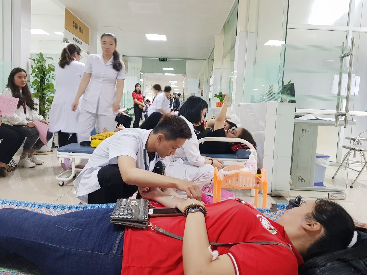 Bệnh viện Sản Nhi Quảng Ninh tổ chức hiến máu tình nguyện