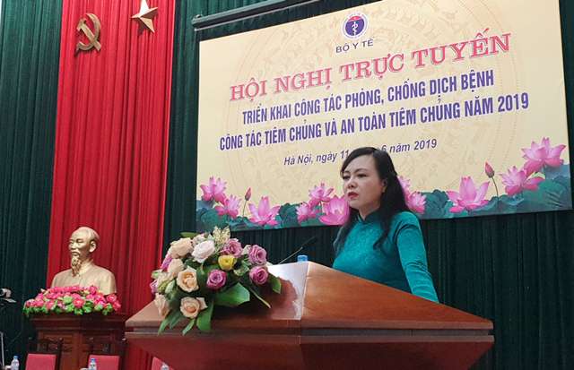 Bộ trưởng Bộ Y tế Nguyễn Thị Kim Tiến phát biểu tại hội nghị.