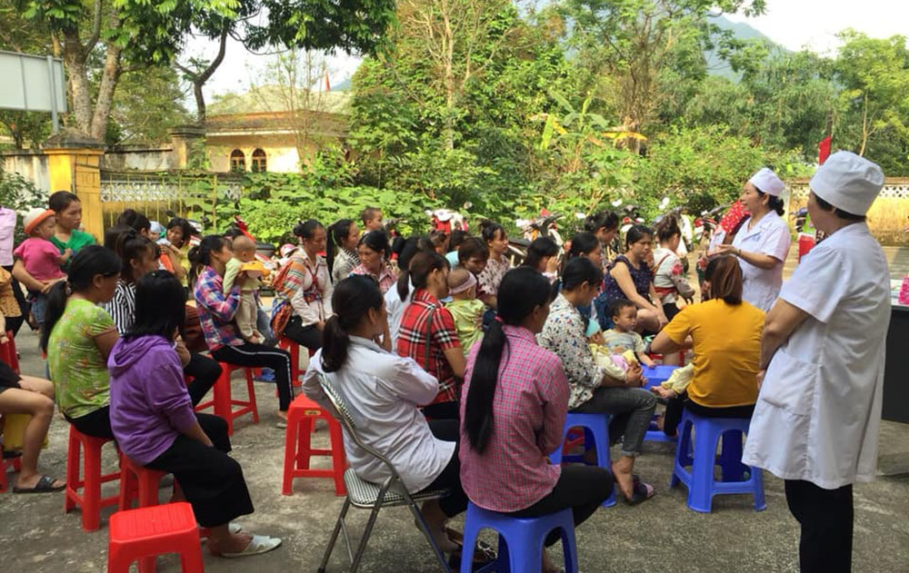 Tại Quảng Ninh, những năm qua, công tác chăm lo, nâng cao chất lượng dân số cho các huyện vùng cao, có nhiều người dân tộc thiểu số luôn được quan tâm, chú trọng thực hiện. Nhiều địa phương đã nhận thức rõ được vai trò của dân số nên có nhiều giải pháp đồng bộ, thiết thực, từ đó đảm bảo cho sự phát triển KT-XH ổn định, bền vững.