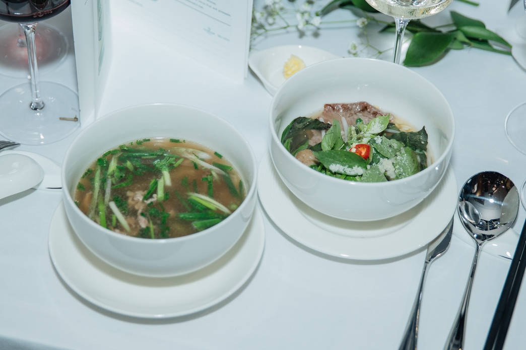 “Dolce Vita giữa tầng mây” là hành trình khám phá một hành trình ẩm thực tinh tuý giữa ẩm thực Ý và Việt Nam với món phở độc đáo.