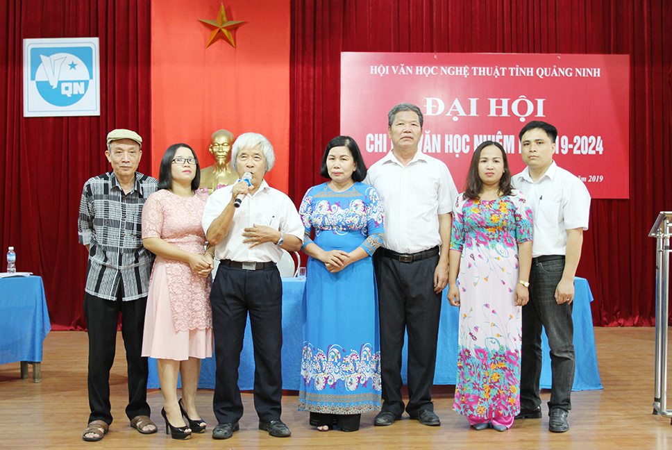 Ban Chấp hành Chi hội Văn học, khóa XI nhiệm kỳ 2019-2024.