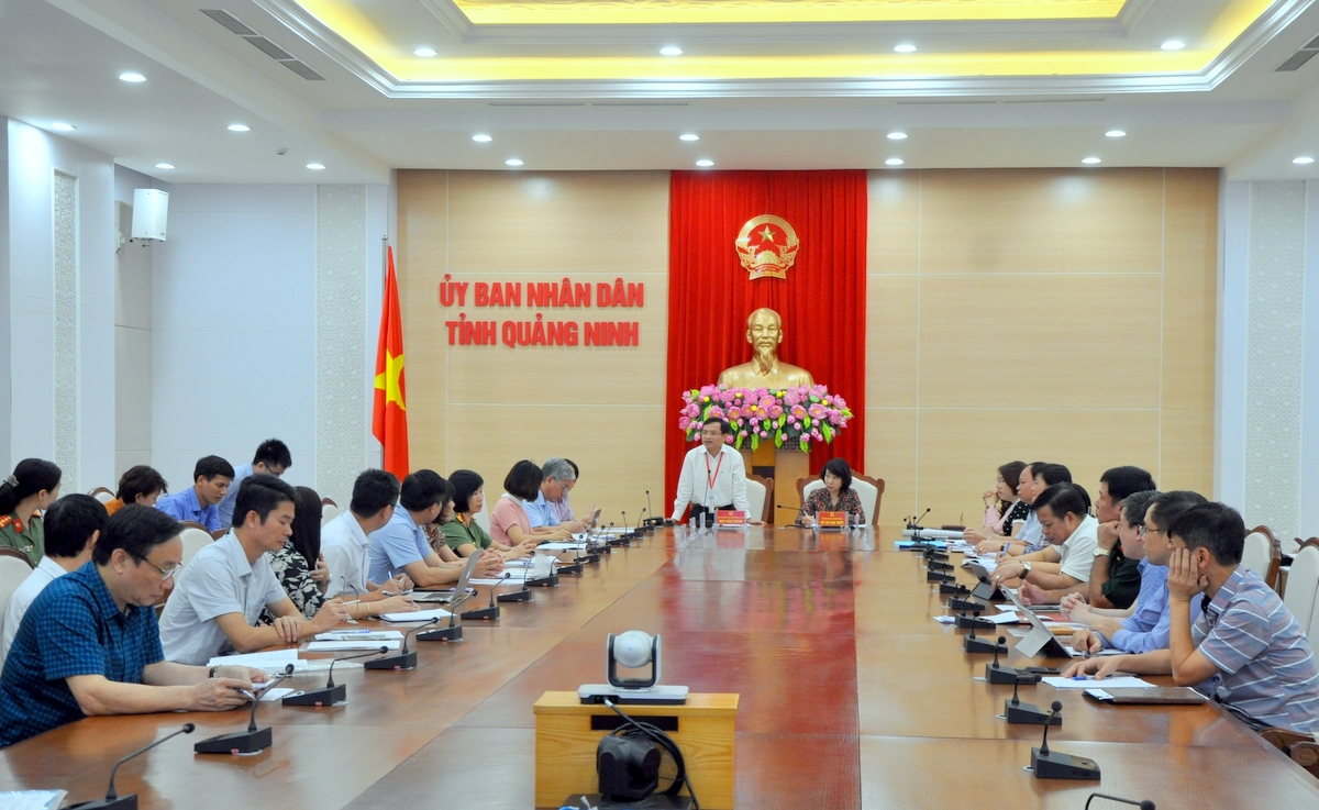 Đoàn công tác của Ban Chỉ đạo thi THPT quốc gia 2019 do đồng chí Mai Văn Trinh, Cục trưởng Cục Quản lý chất lượng (Bộ GD&ĐT) làm Trưởng đoàn đã có buổi làm việc với tỉnh Quảng Ninh