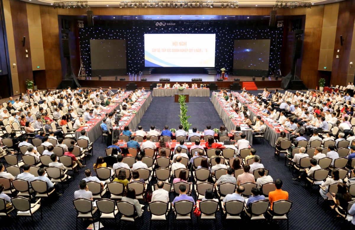 Hội nghị gặp gỡ, tiếp xúc doanh nghiệp của tỉnh quý II/2019. Ảnh: Minh Hà