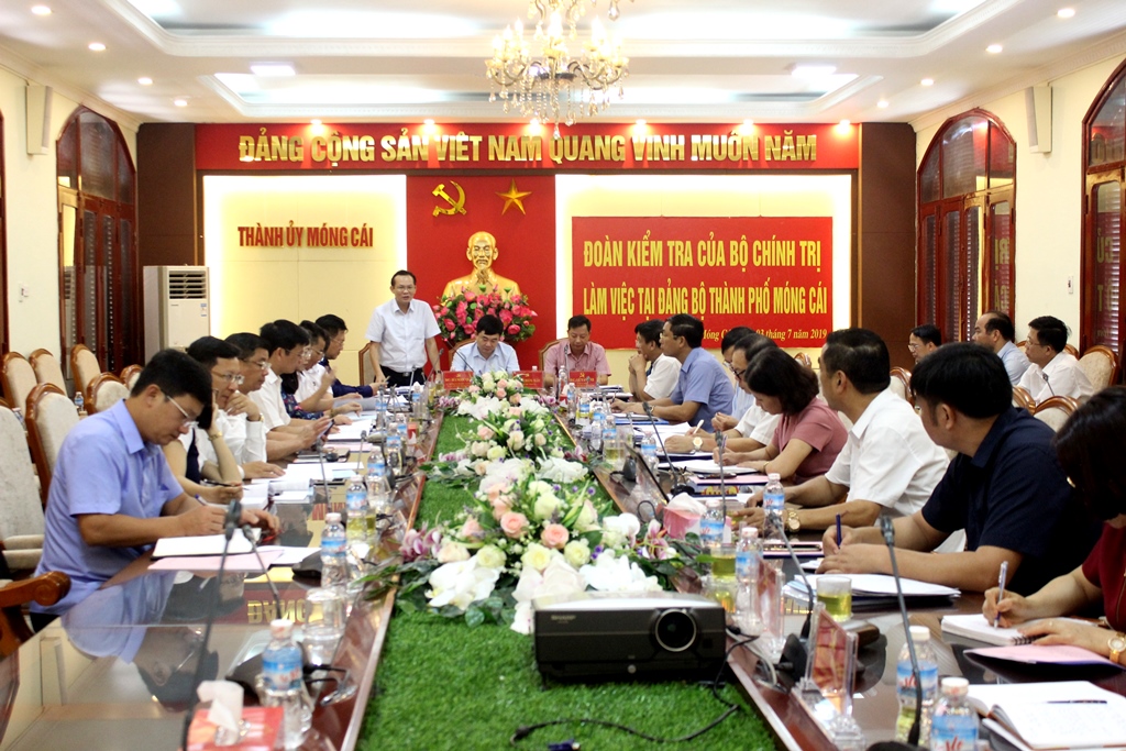 Đoàn kiểm tra của Bộ Chính trị làm việc tại Đảng bộ Thành phố Móng Cái