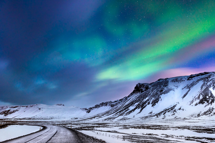  Iceland nằm rất gần Bắc Cực khiến đất nước này trở thành một trong những nơi tốt nhất trên thế giới cho loại hình du lịch phiêu lưu.