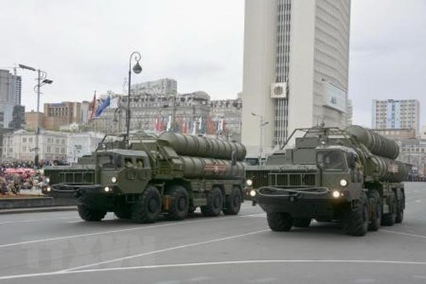 Hệ thống tên lửa phòng không S-400 của Nga tại lễ diễu binh nhân kỷ niệm Ngày Chiến thắng ở Moskva ngày 9/5 vừa qua. (Ảnh: THX/TTXVN)