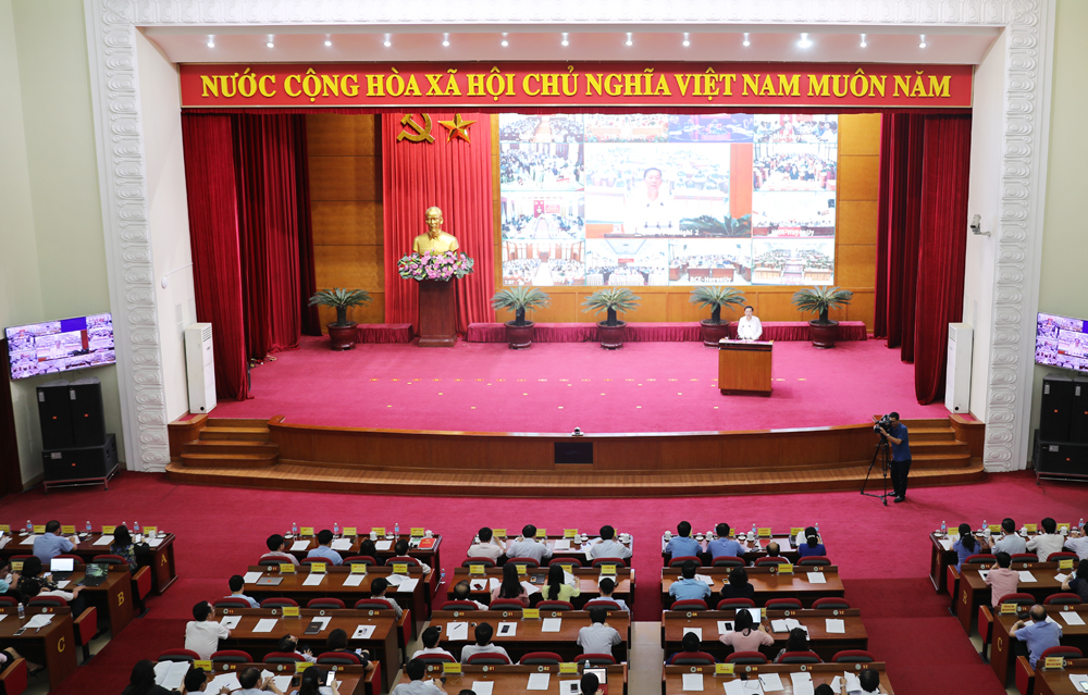 Tỉnh Quảng Ninh quán triệt Chỉ thị 35-CT/TW, ngày 30/5/2019 của Bộ Chính trị về tổ chức đại hội đảng bộ các cấp, tiến tới Đại hội đại biểu toàn quốc lần thứ XIII của Đảng.