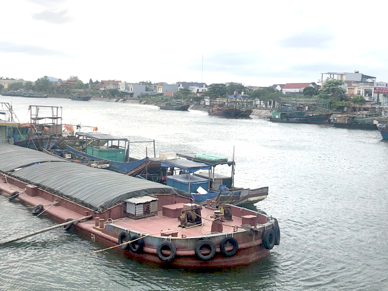 Địa điểm neo đậu tàu, thuyền tránh trú bão tại sông Hà Cối, huyện Hải Hà.