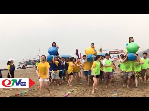 Hứng khởi Team building tại bãi biển Hạ Long