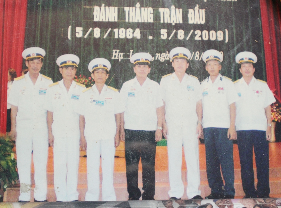 Cựu chiến binh hải quân gặp mặt nhân kỷ niệm ngày chiến thắng trận đầu.