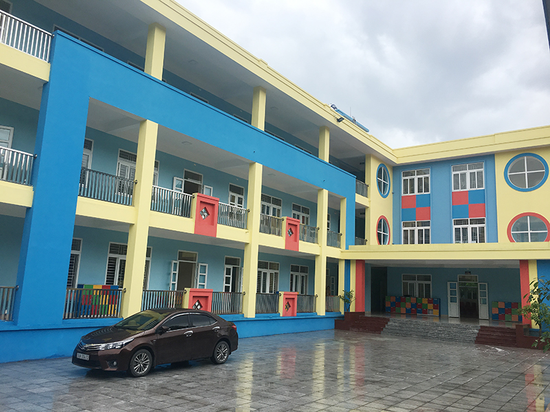 Các phòng học được xây mới khang trang của trường Mầm non Cẩm Sơn.