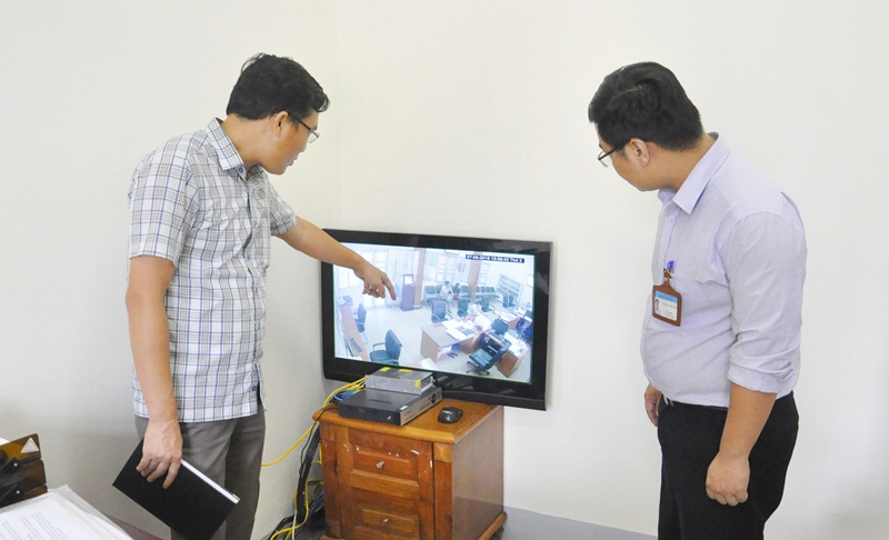 Phường Cẩm Thủy (TP Cẩm Phả) có hệ thống camera để theo dõi việc thực thi kỷ cương công vụ của cán bộ, công chức, viên chức của phường.