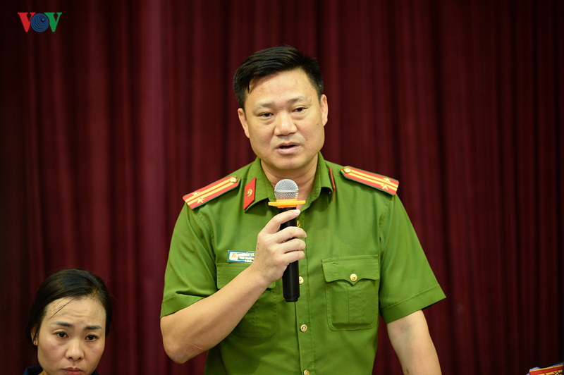  Phó trưởng công an quận Cầu Giấy - Trần Văn Hóa. (Ảnh: Nguyễn Ngân)