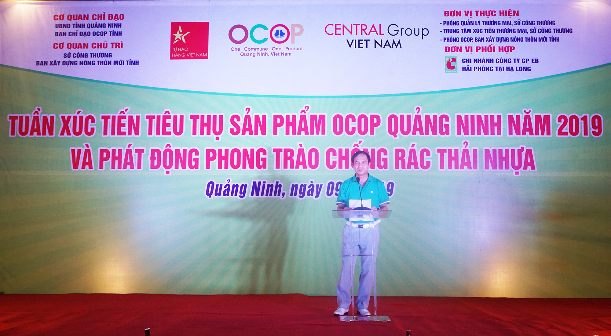 Đồng chí Đặng Huy Hâu, Phó Chủ tịch Thường trực UBND tỉnh, Trưởng ban chỉ đạo OCOP tỉnh phát biểu tại buổi lễ phát động.