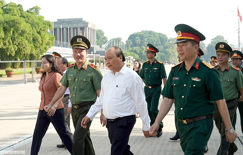 Thủ tướng kiểm tra Công trình, khu vực Lăng Chủ tịch Hồ Chí Minh.