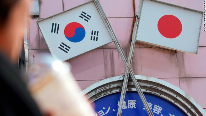Hàn Quốc thắt chặt hoạt động nhập khẩu chất thải từ Nhật Bản. (Ảnh: AP)