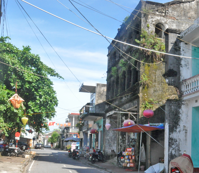 Những ngôi nhà cổ còn lại ở thị trấn Quảng Hà nay