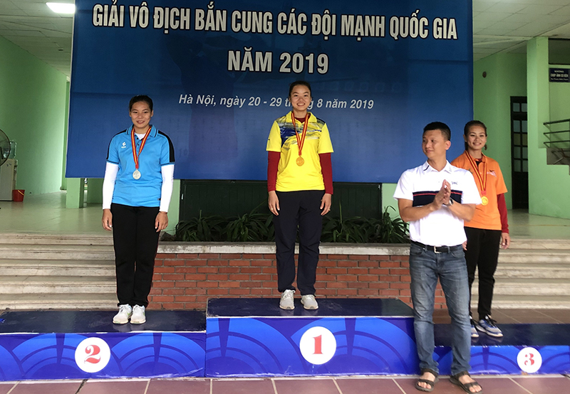 VĐV Châu Kiều Oanh đoàn Quảng Ninh nhận HCV tại giải