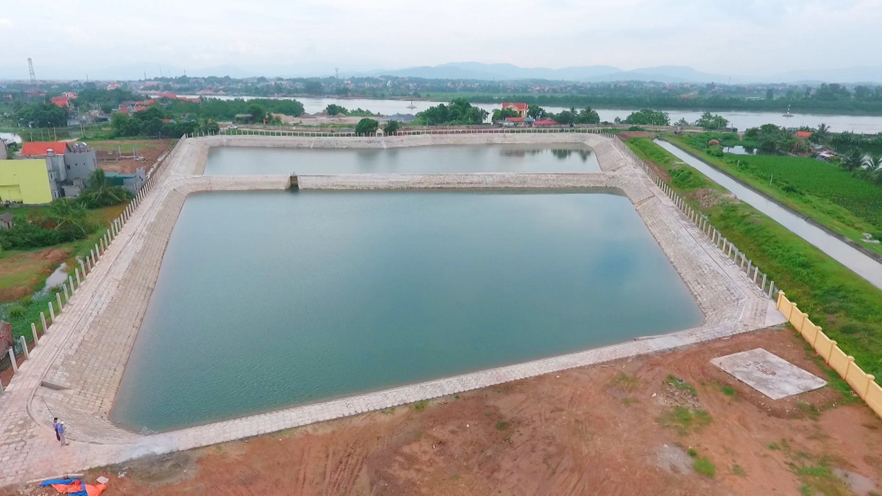 Nhà máy nước Cẩm La hiện đã hoàn thành gồm hồ chứa nước, tường bao, hệ thống kênh mương đấu nối.