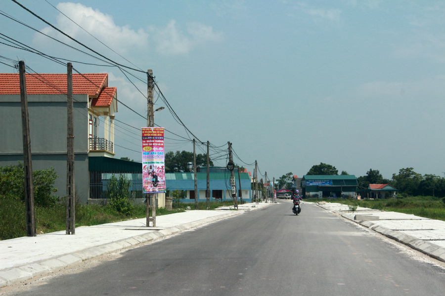 Dự án cải tạo, nâng cấp đường từ Trung tâm thị trấn Quảng Hà ra KCN Cảng biển Hải Hà.