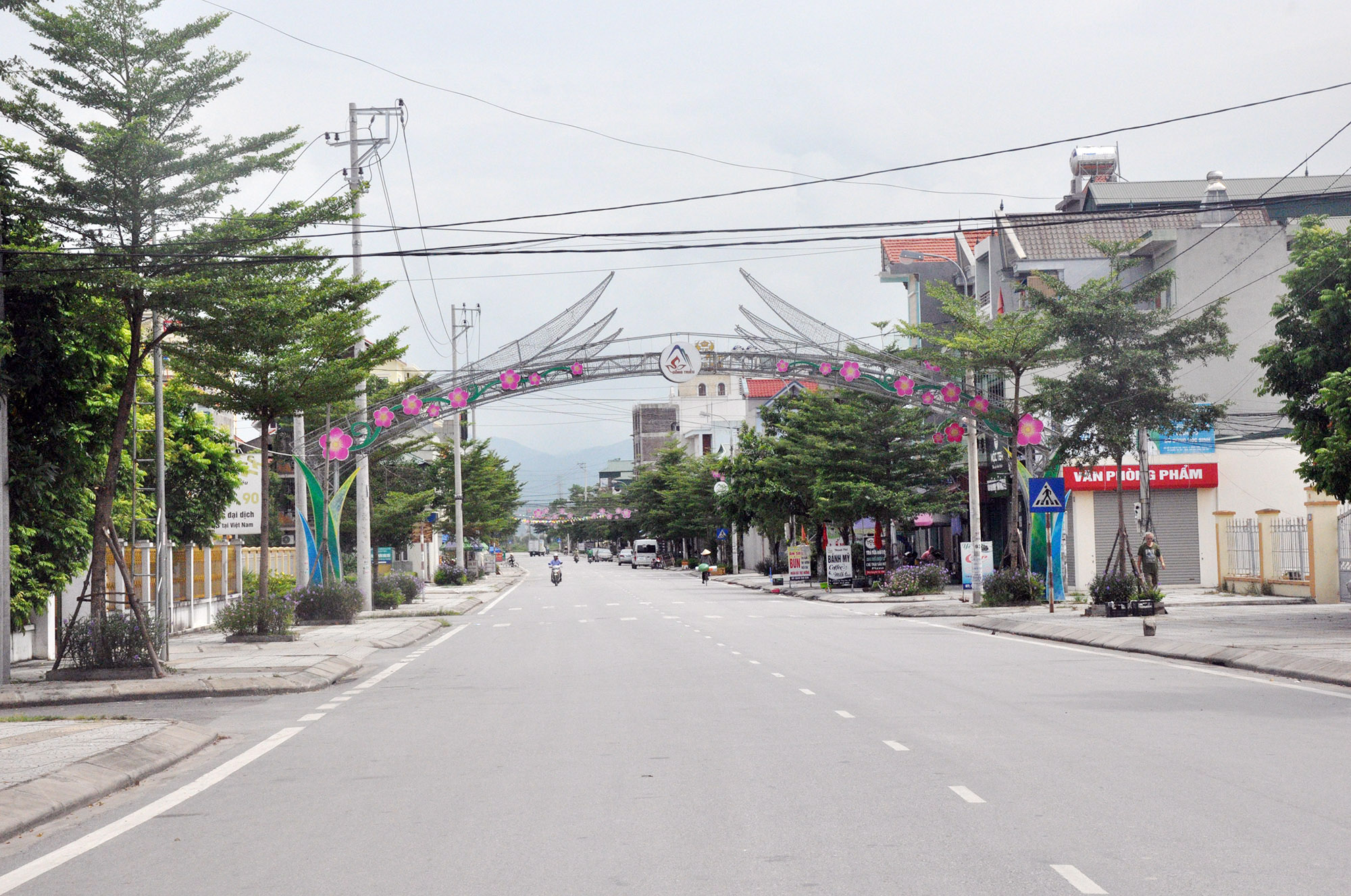 Đường phố trên địa bàn phường Đông Triều luôn sạch sẽ.